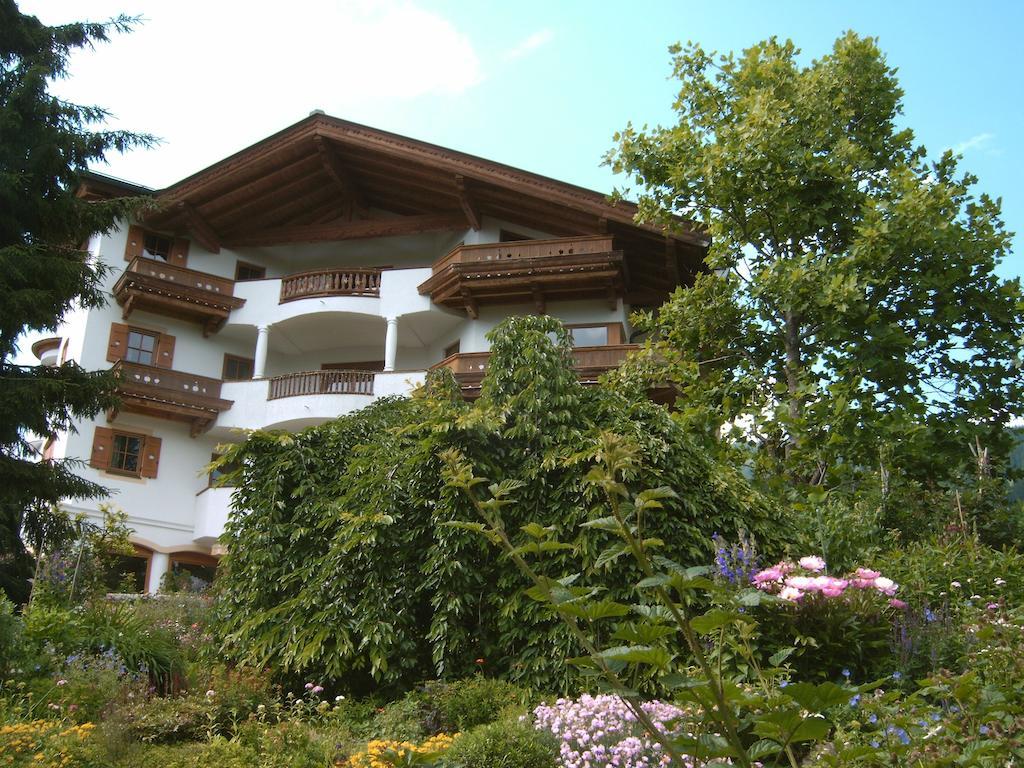 Landhotel Eva Кирхберг ин Тирол Екстериор снимка