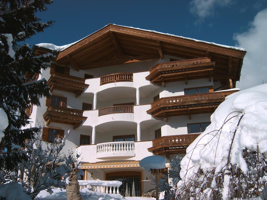 Landhotel Eva Кирхберг ин Тирол Екстериор снимка